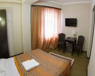 Гостиница Марракеш Улан-Удэ Улучшенный двухместный номер с 1 кроватью или 2 отдельными кроватями-6